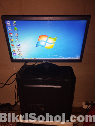 Desktop And Monitor Sell